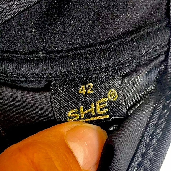 SHE Two Pieces  Swimsuit underwire  padded Size 42/38EU(top/bottom)color Black. - Picture 8 of 9